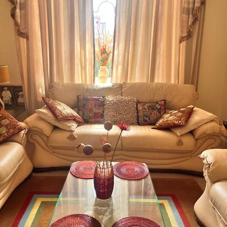 Private Room In Charming Detached House In Newington Edimburgo Esterno foto