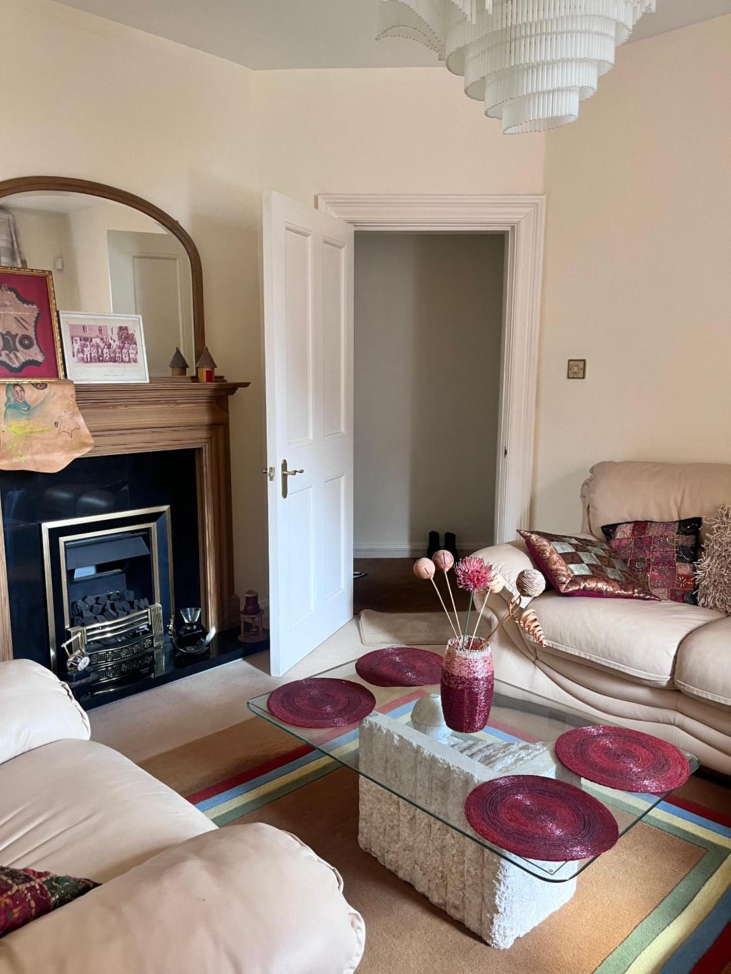 Private Room In Charming Detached House In Newington Edimburgo Esterno foto